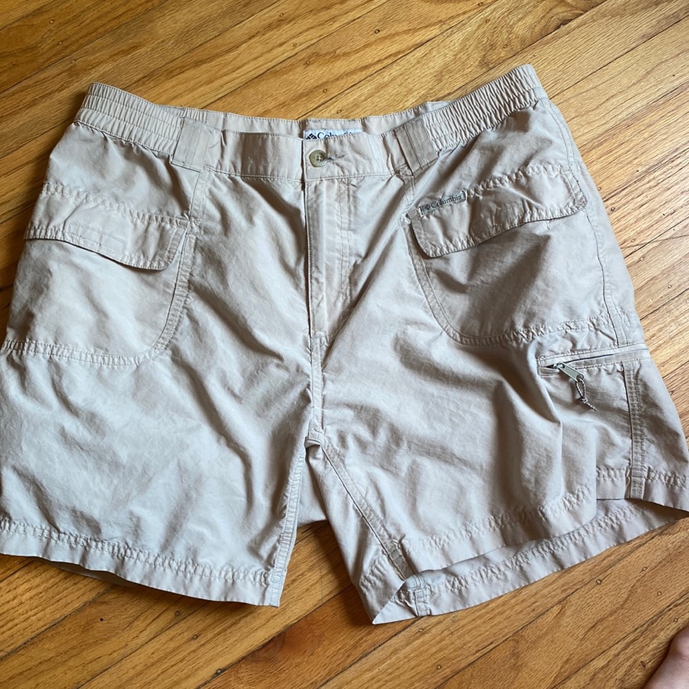 Columbia shorts